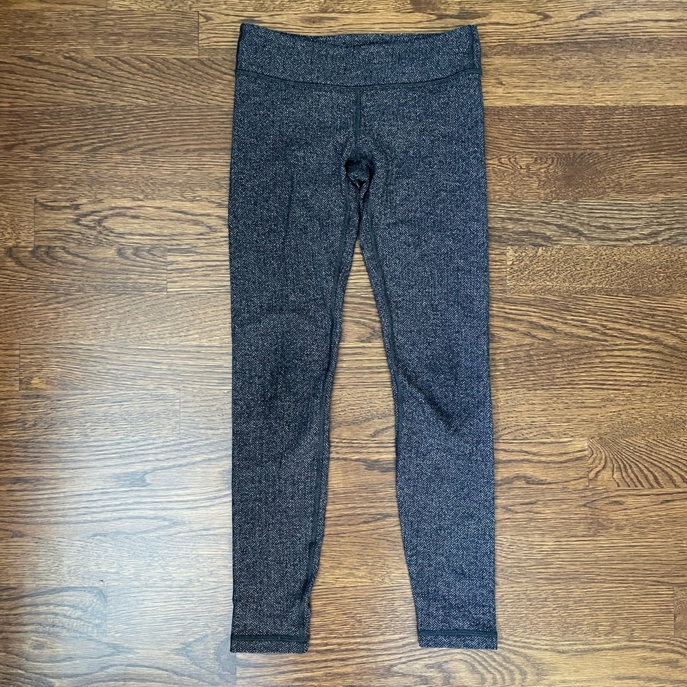 Ivivva girls leggings - size 8